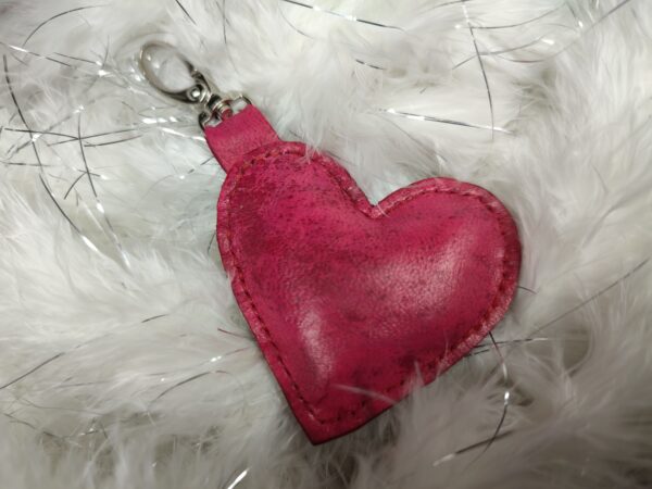 Talisman Amour – Cœur en cuir & quartz rose – Image 4
